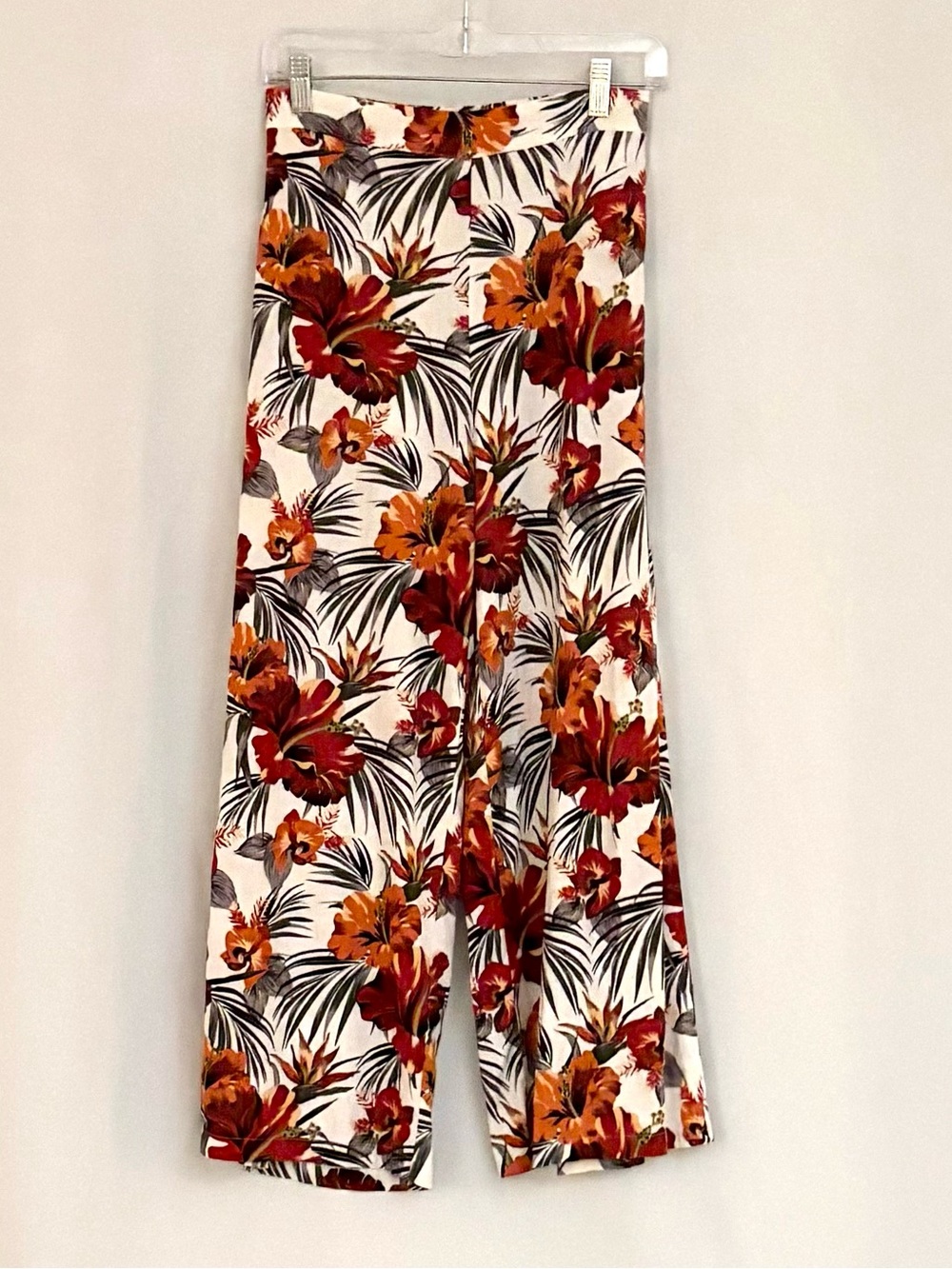 Haver + Blair Floral Wide-Leg Linen Blend Cropped Pants